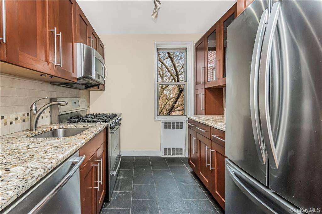 5610 Netherland AVE #5G, Bronx, NY 10471