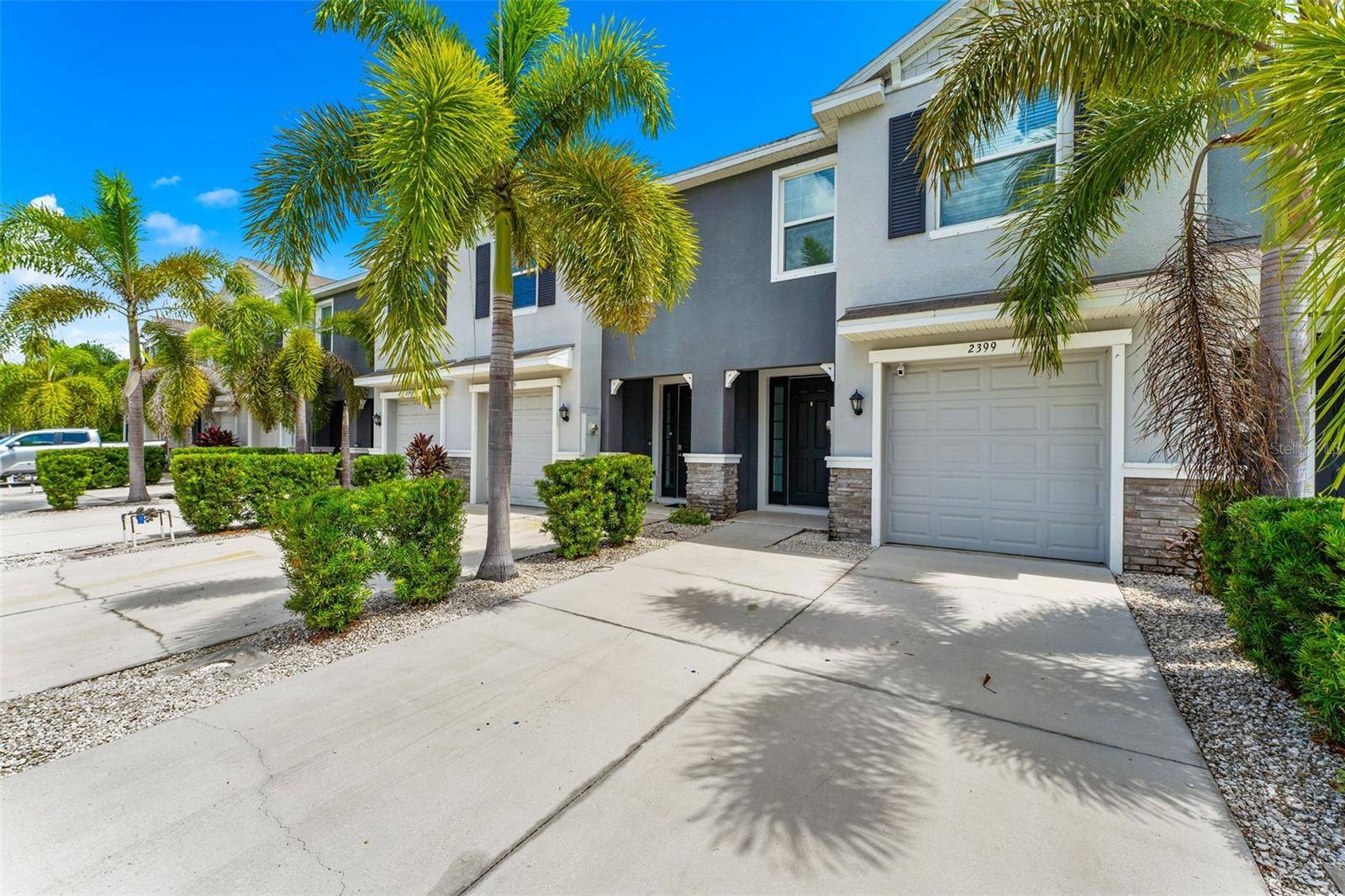 2399 MIDNIGHT PEARL DR, Sarasota, FL 34240