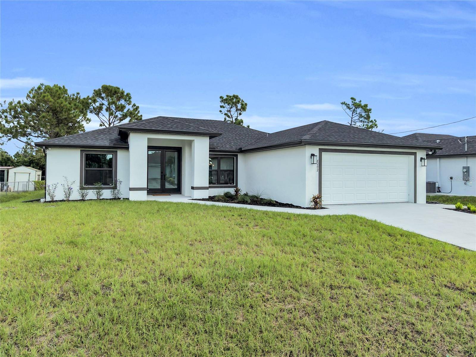 4202 14TH ST SW, Lehigh Acres, FL 33976
