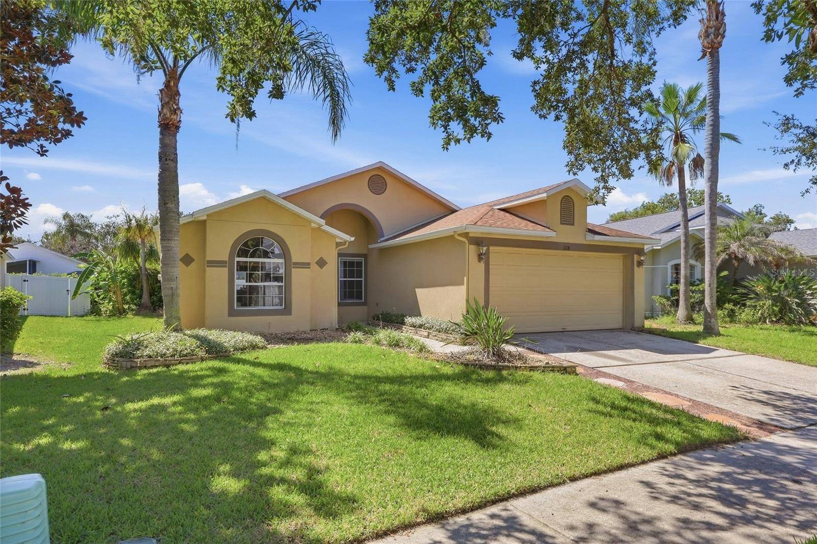 1118 MAIDENMOOR RD, Winter Garden, FL 34787