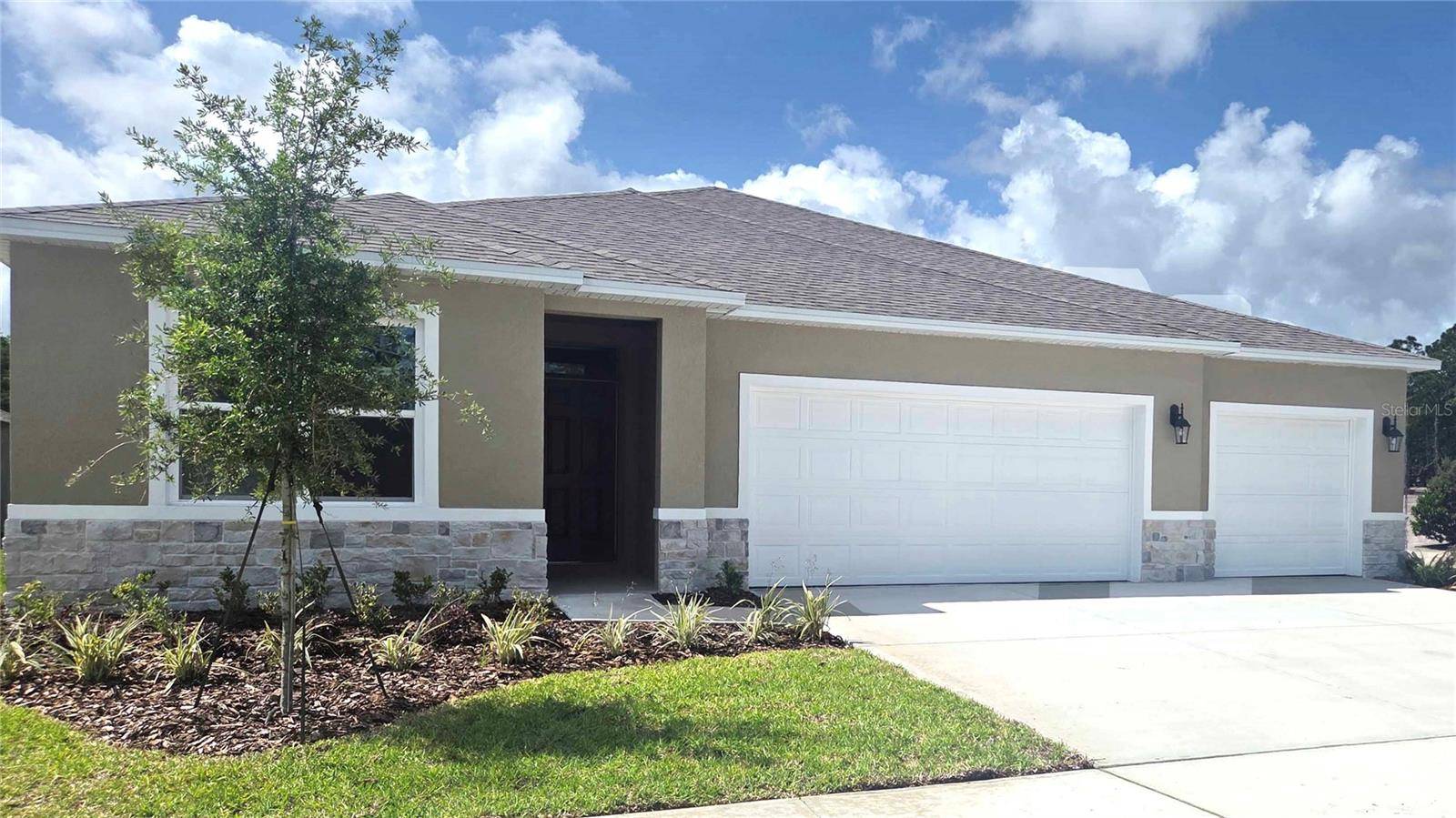 1160 MORFONTAINE ST, Daytona Beach, FL 32124