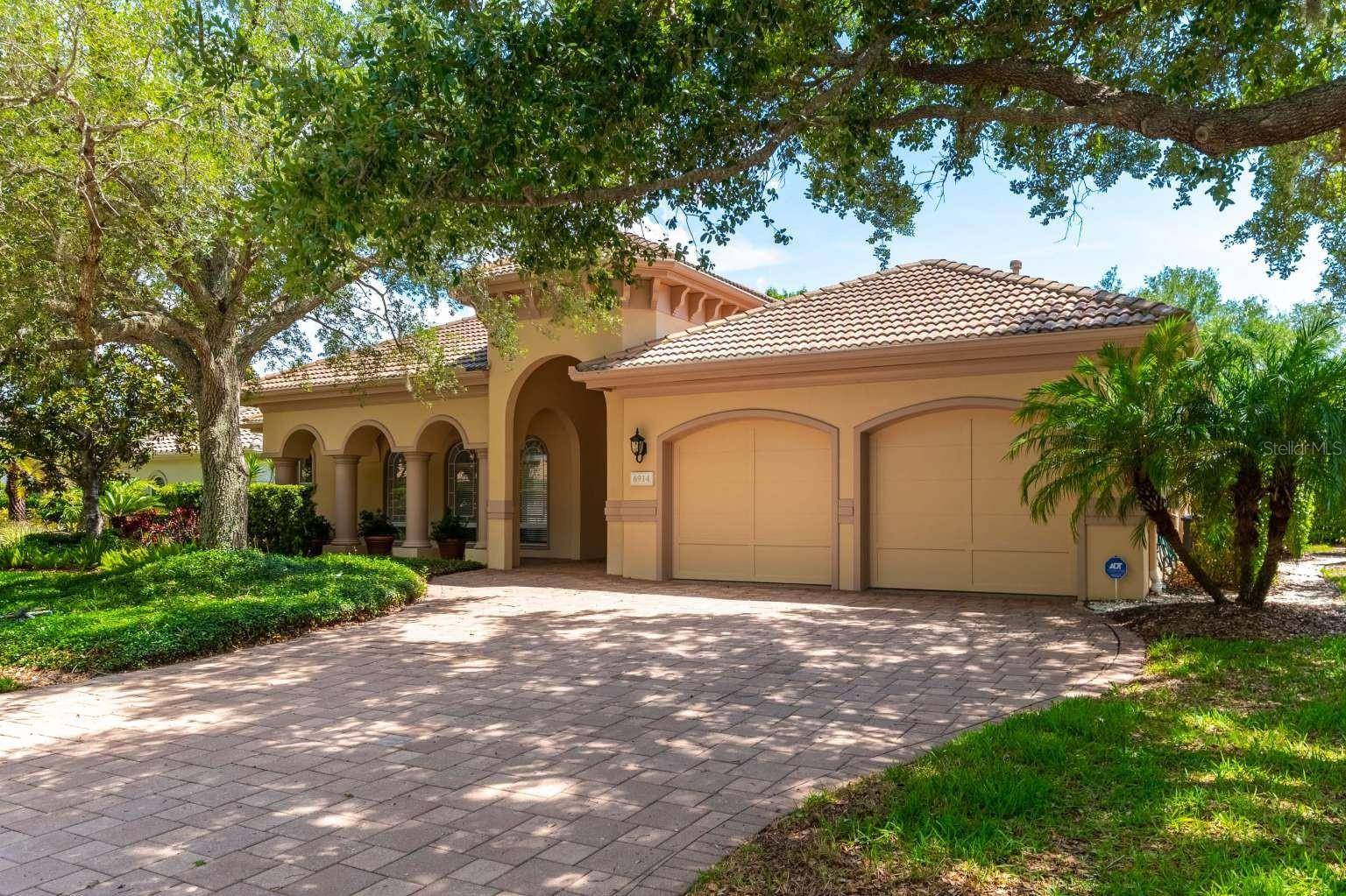 6914 STANHOPE PL, Bradenton, FL 34201