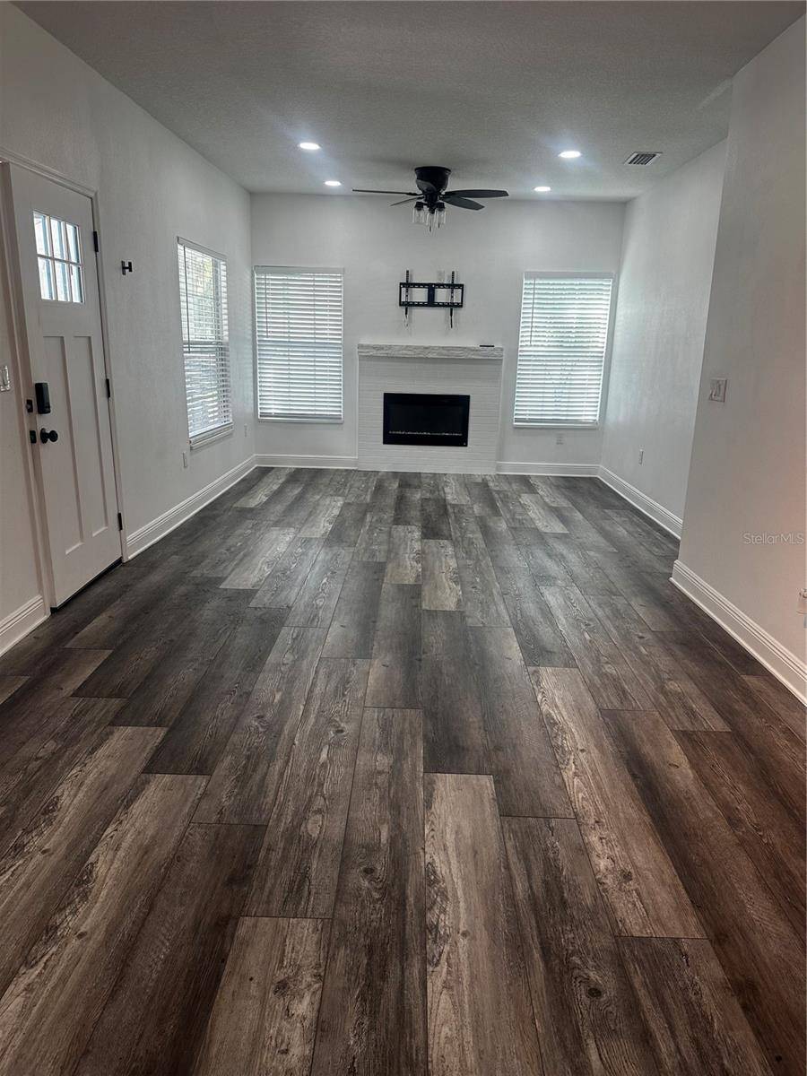 3902 N SUWANEE AVE, Tampa, FL 33603