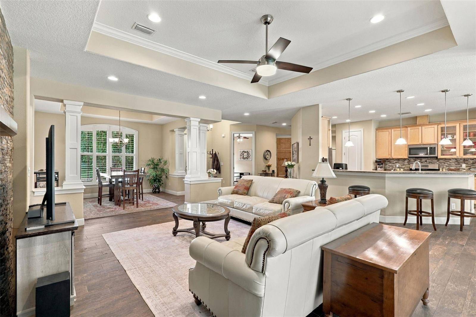 1806 GLENWOOD OAKS LN, Deland, FL 32720