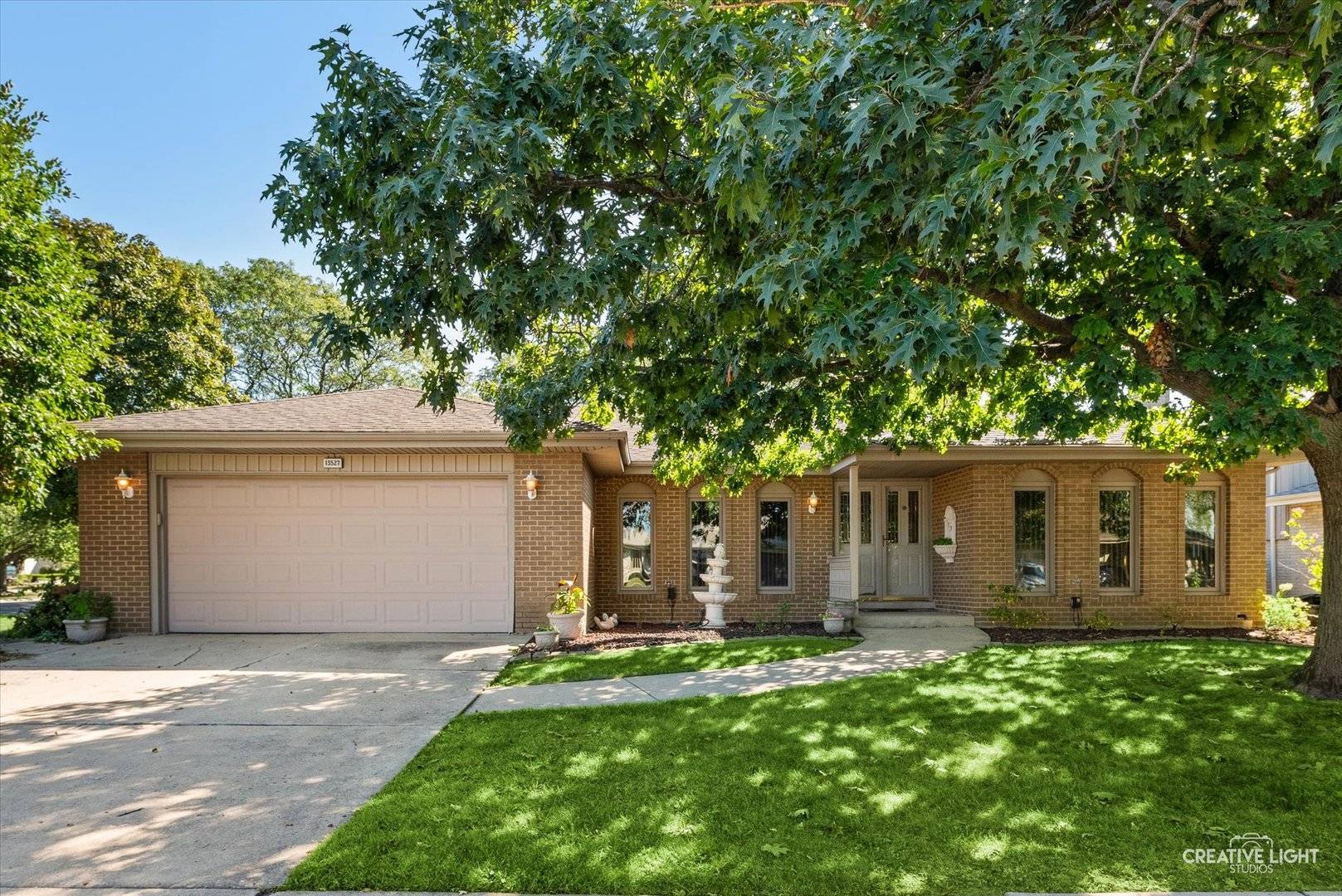 15527 Larkspur LN, Orland Park, IL 60462