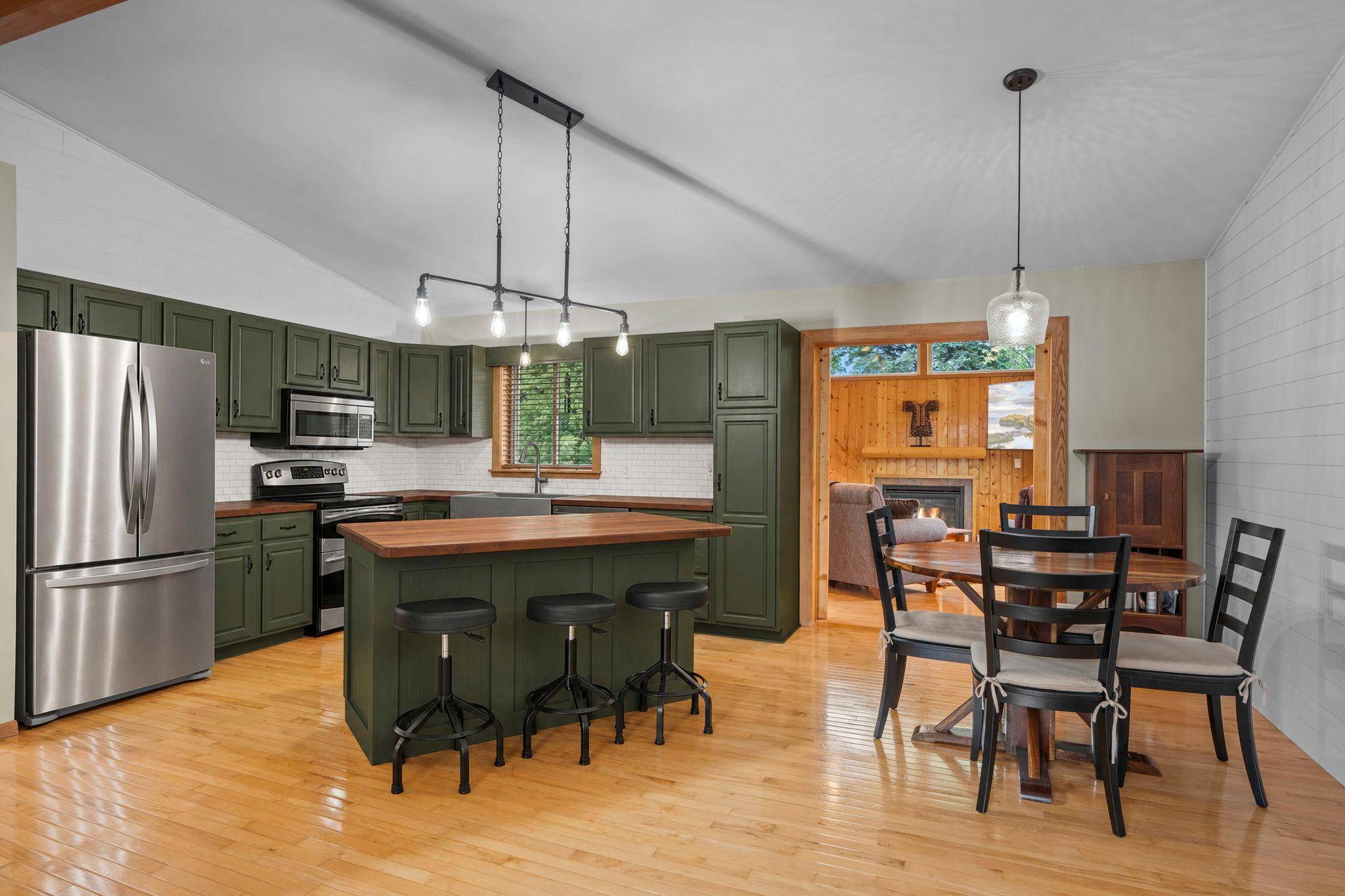 1452 Vixen LN, Delano, MN 55328