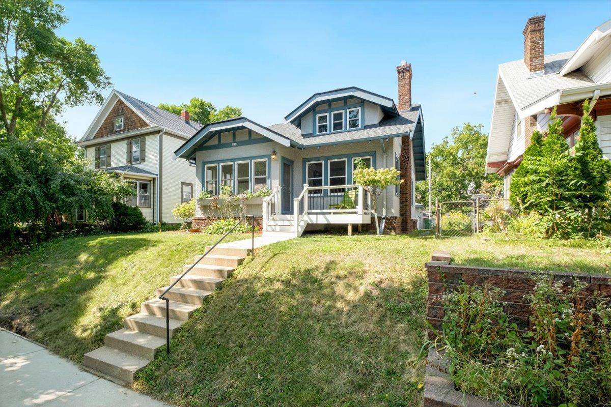 2606 Hayes ST NE, Minneapolis, MN 55418