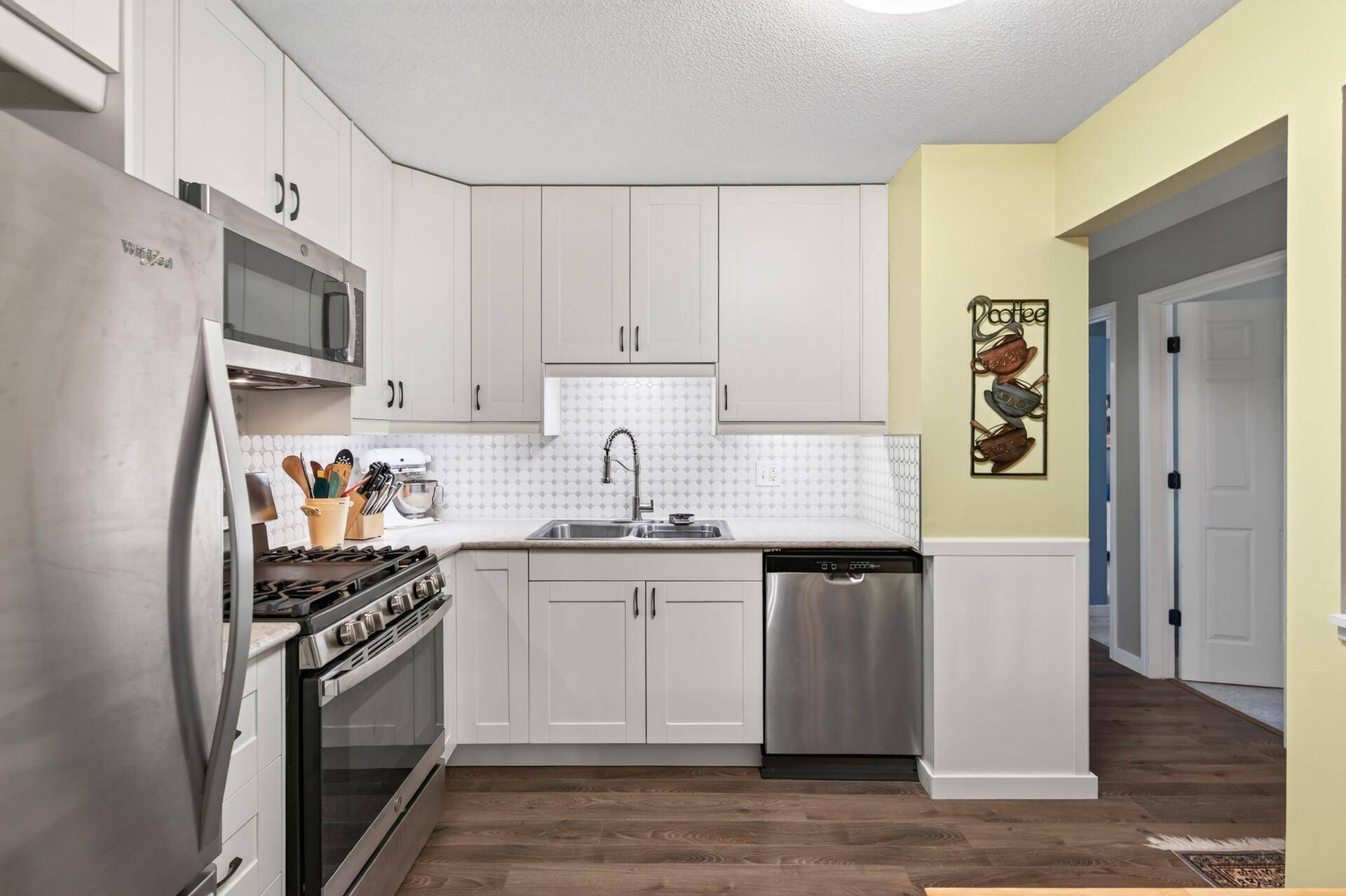 4820 Park Commons DR #138, Saint Louis Park, MN 55416