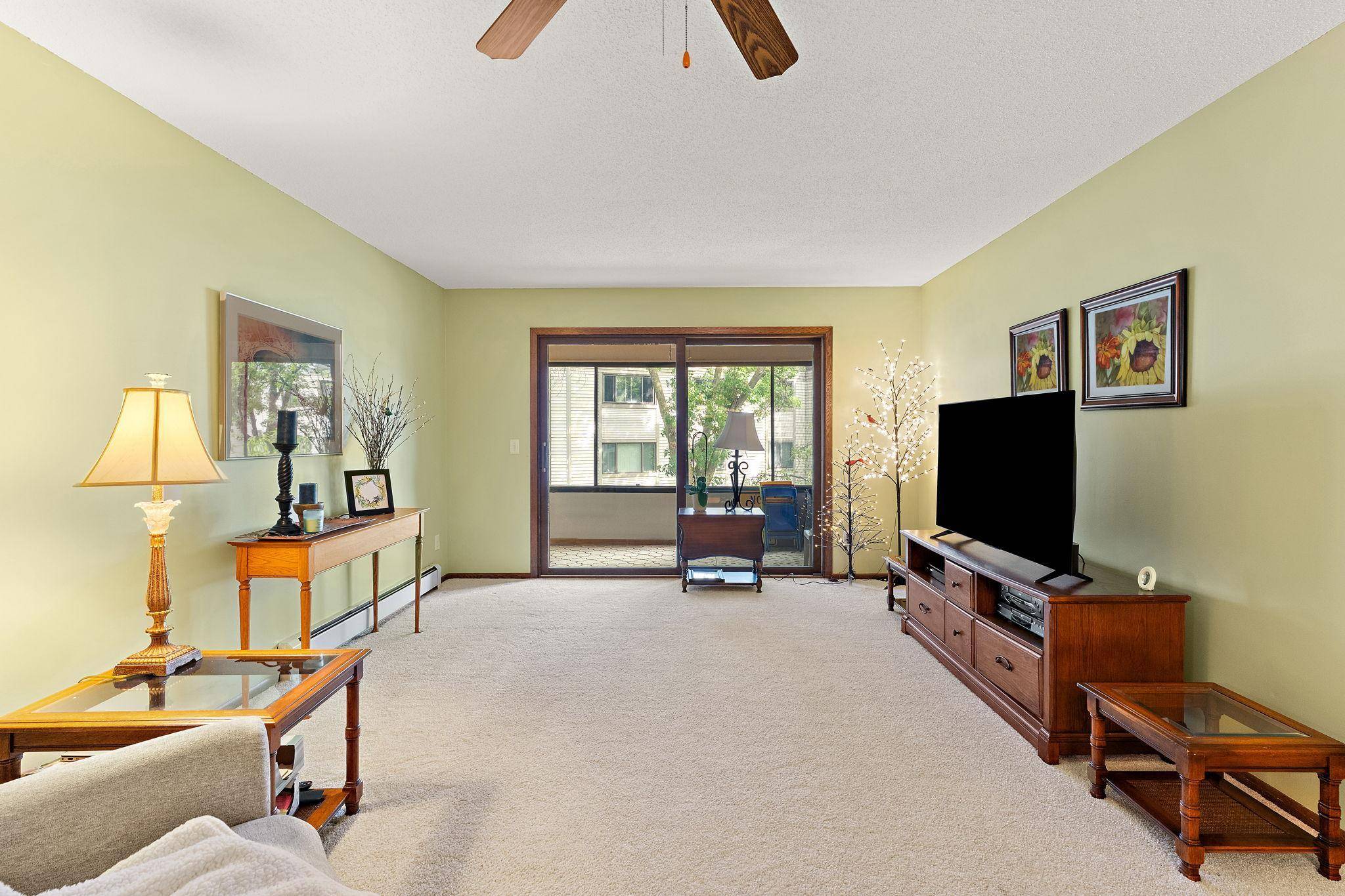 10540 43rd AVE N #203, Plymouth, MN 55442