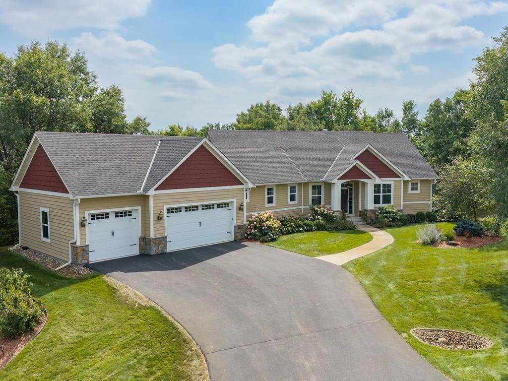 1784 86th CT E, Inver Grove Heights, MN 55077
