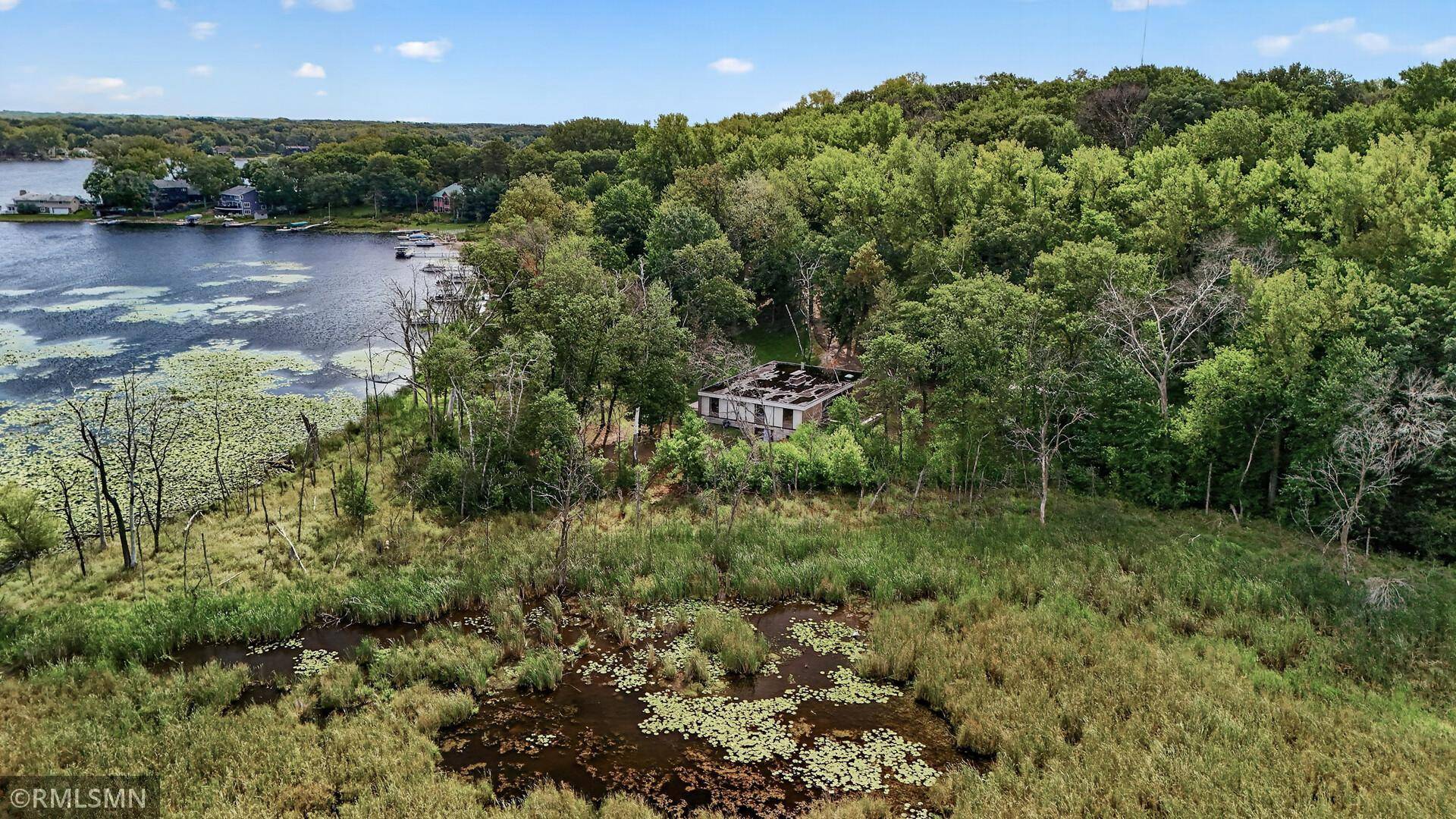 4380 Reiland LN, Shoreview, MN 55126