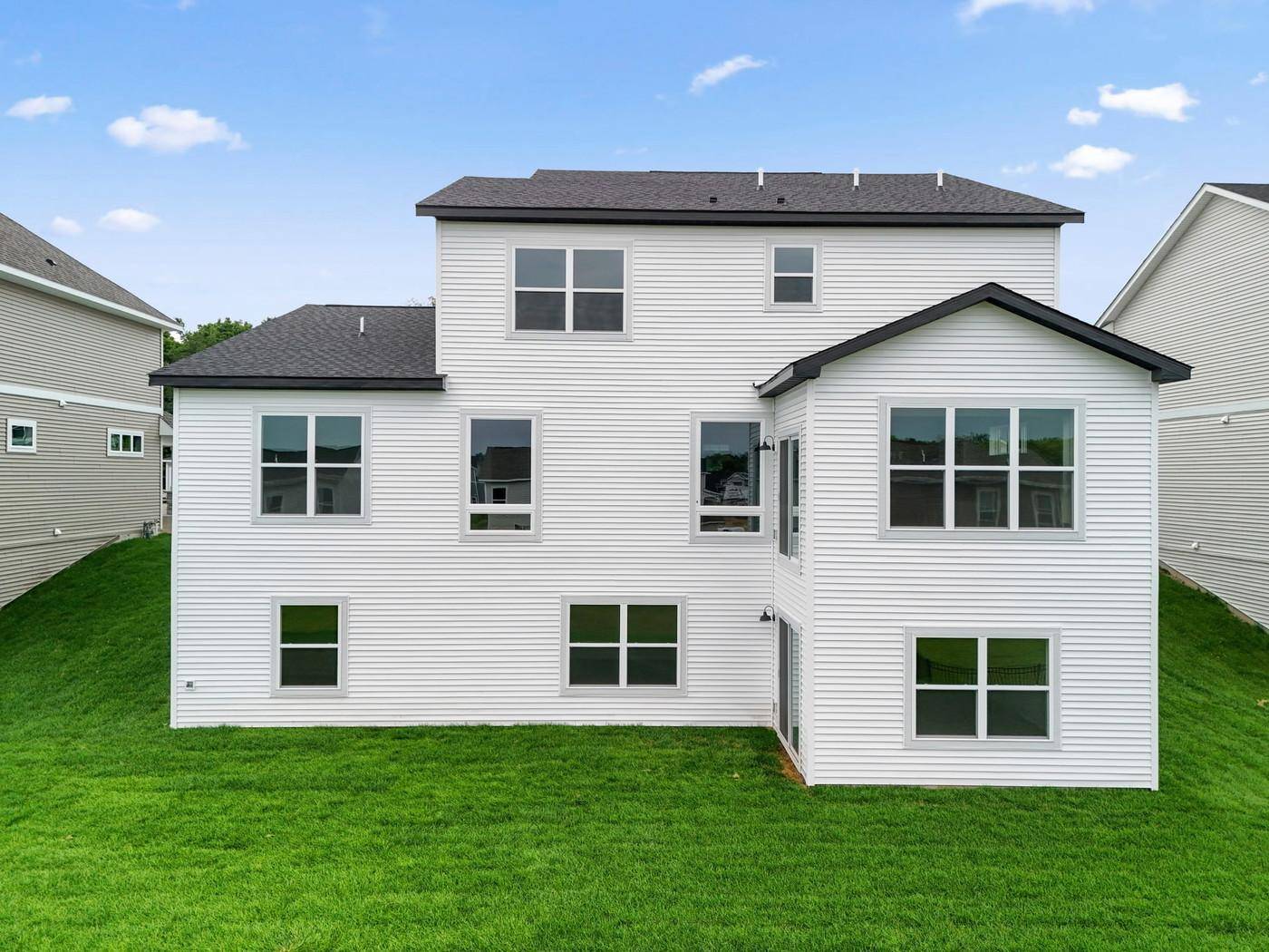 914 Big Woods DR, Delano, MN 55328