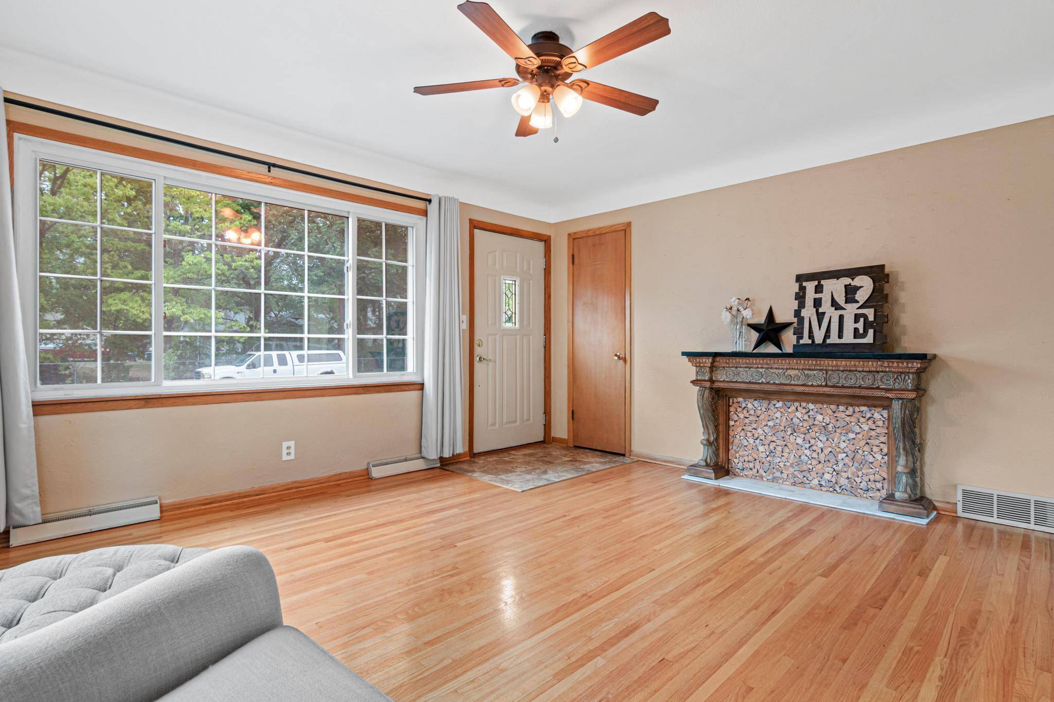 259 8th AVE S, South Saint Paul, MN 55075