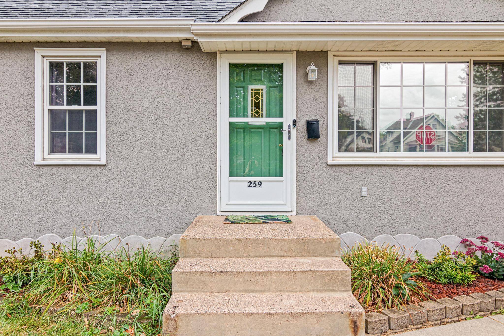 259 8th AVE S, South Saint Paul, MN 55075