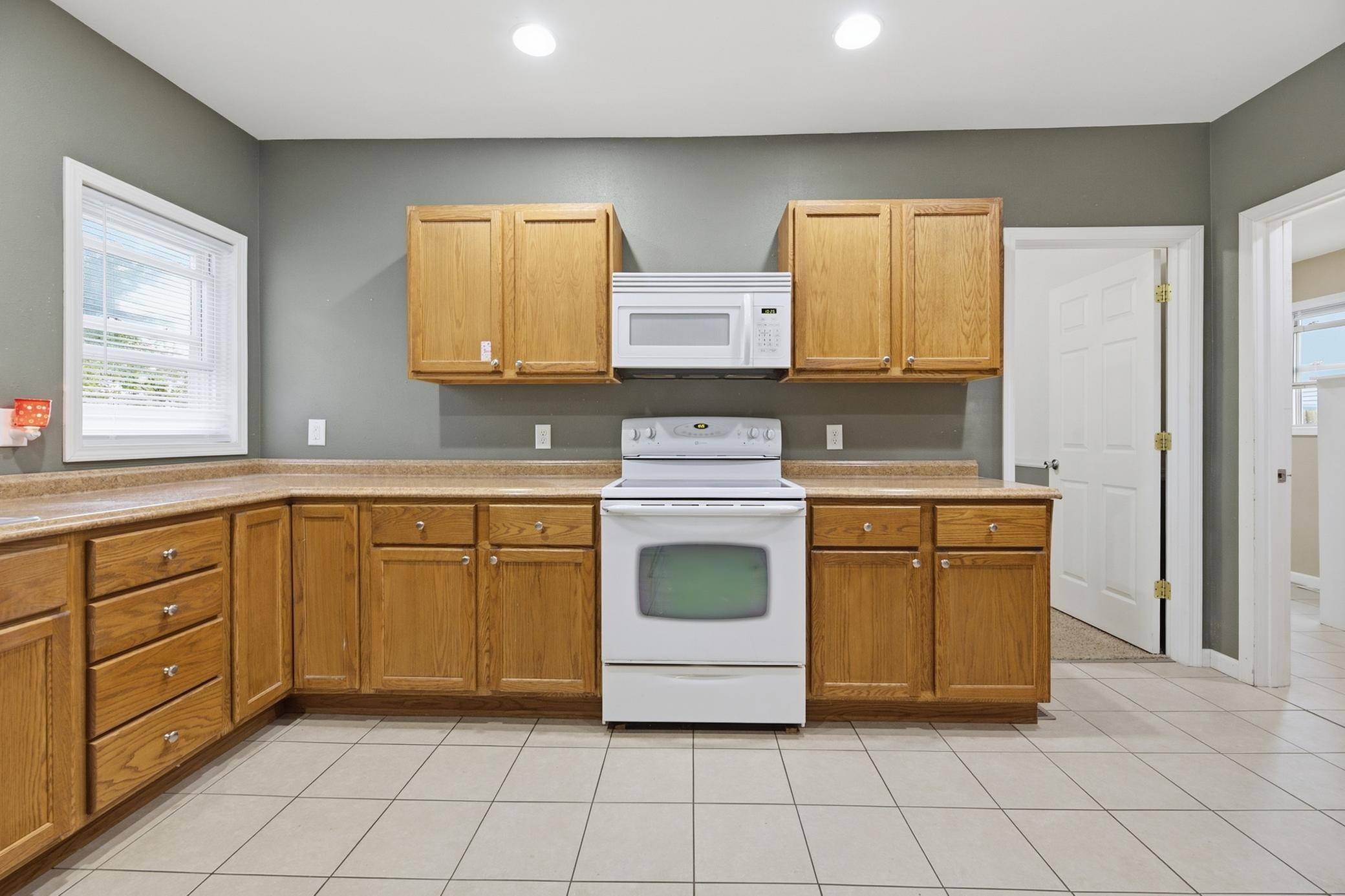 623 E Howard ST, Winona, MN 55987