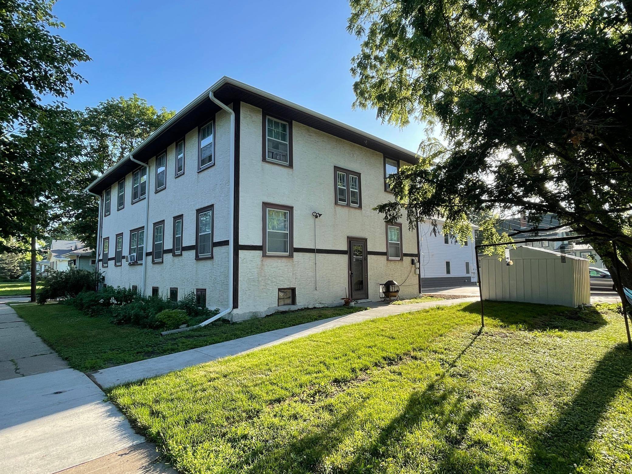 2100 Fairmount ST SE, Minneapolis, MN 55414