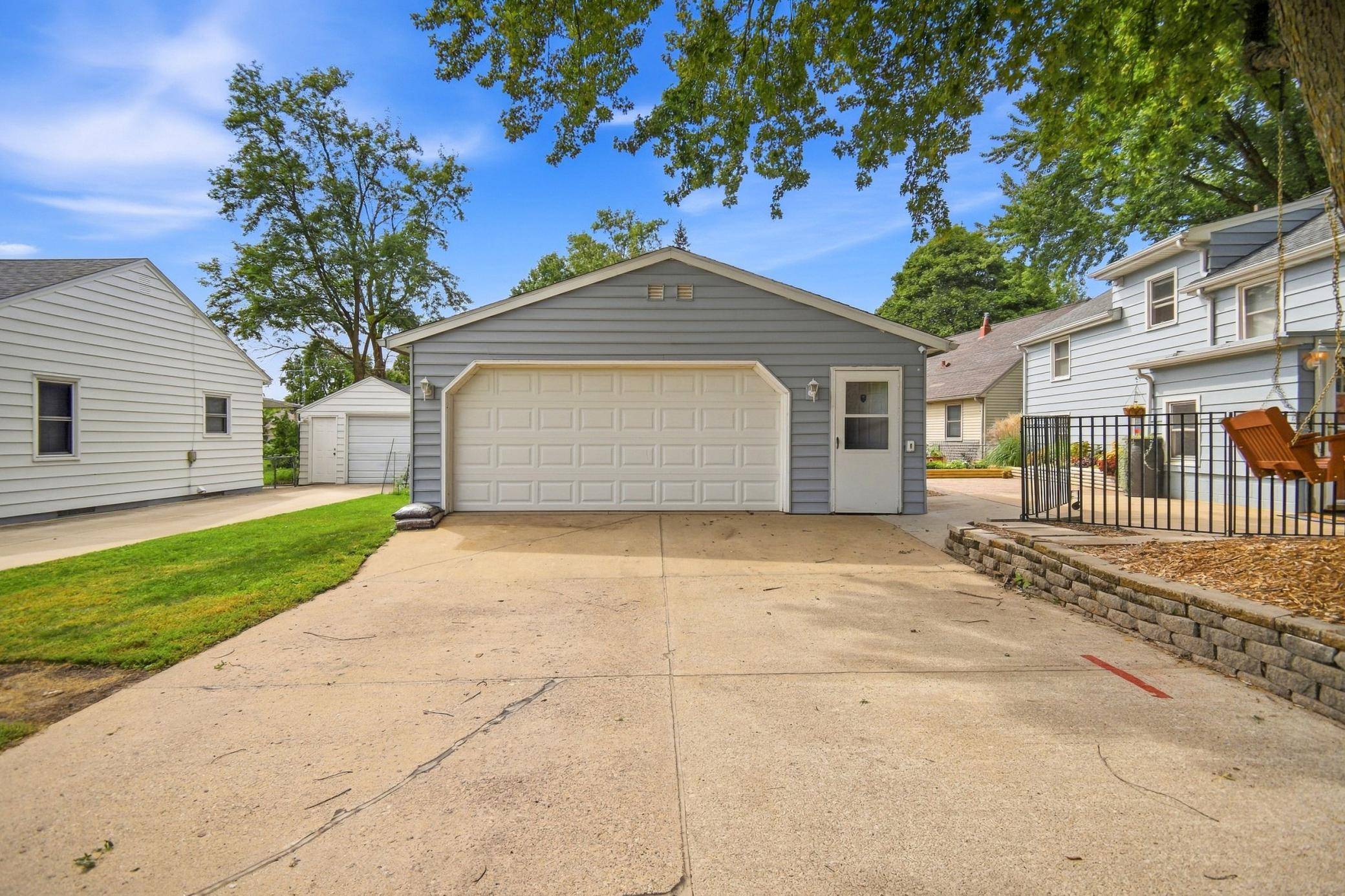 1801 6th AVE SW, Austin, MN 55912