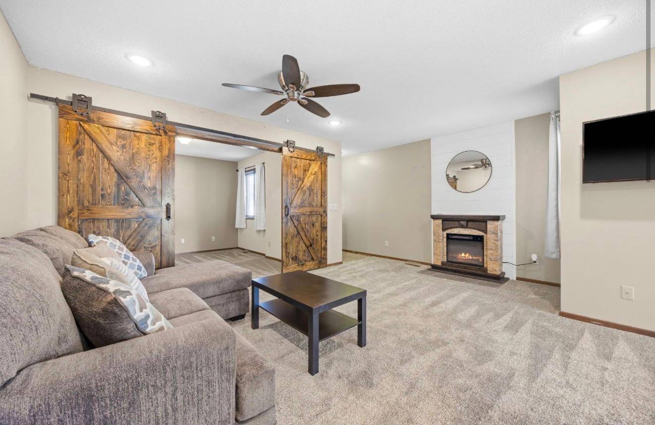 545 Graham ST SW, Hutchinson, MN 55350