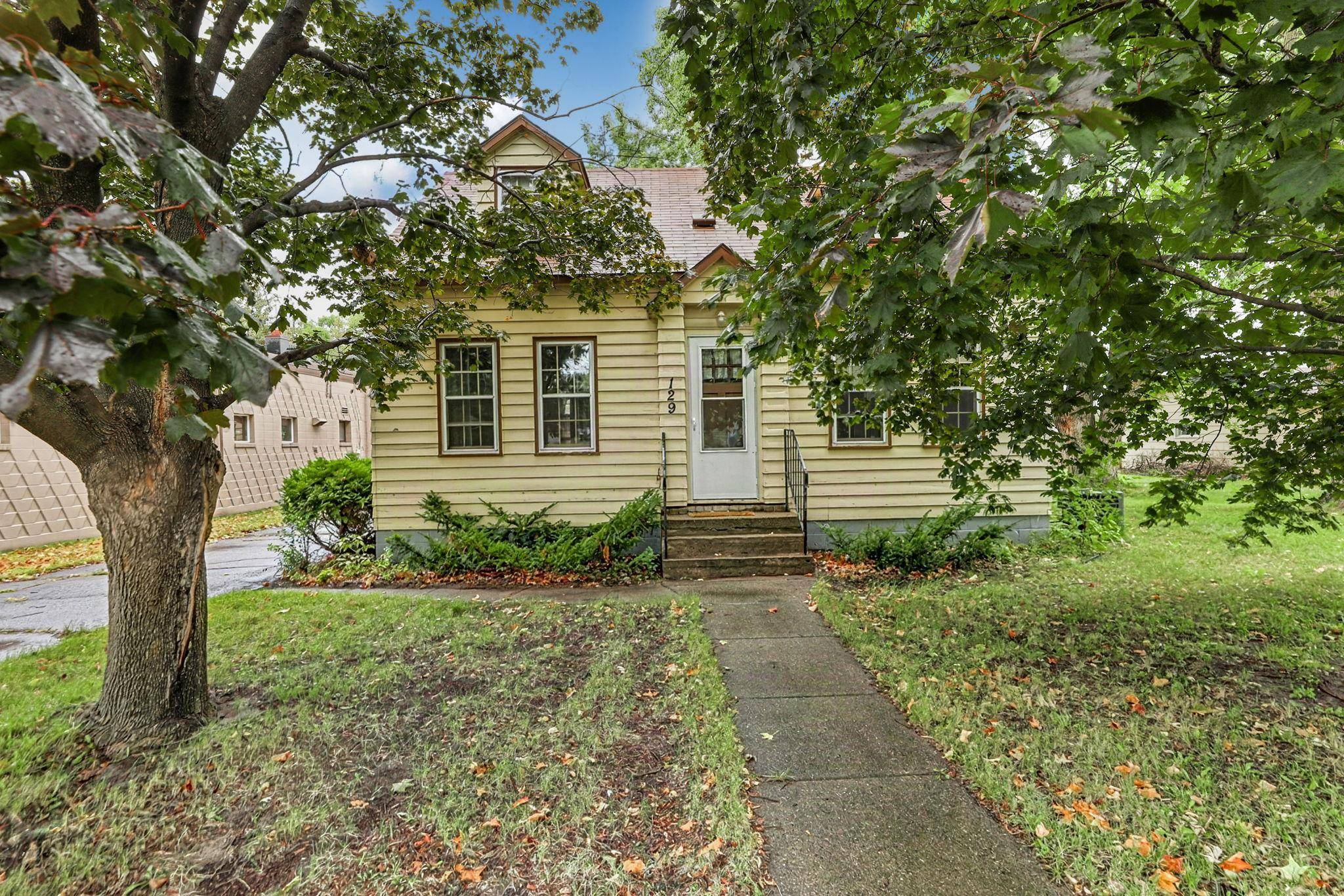 129 7th AVE NE, Saint Cloud, MN 56304