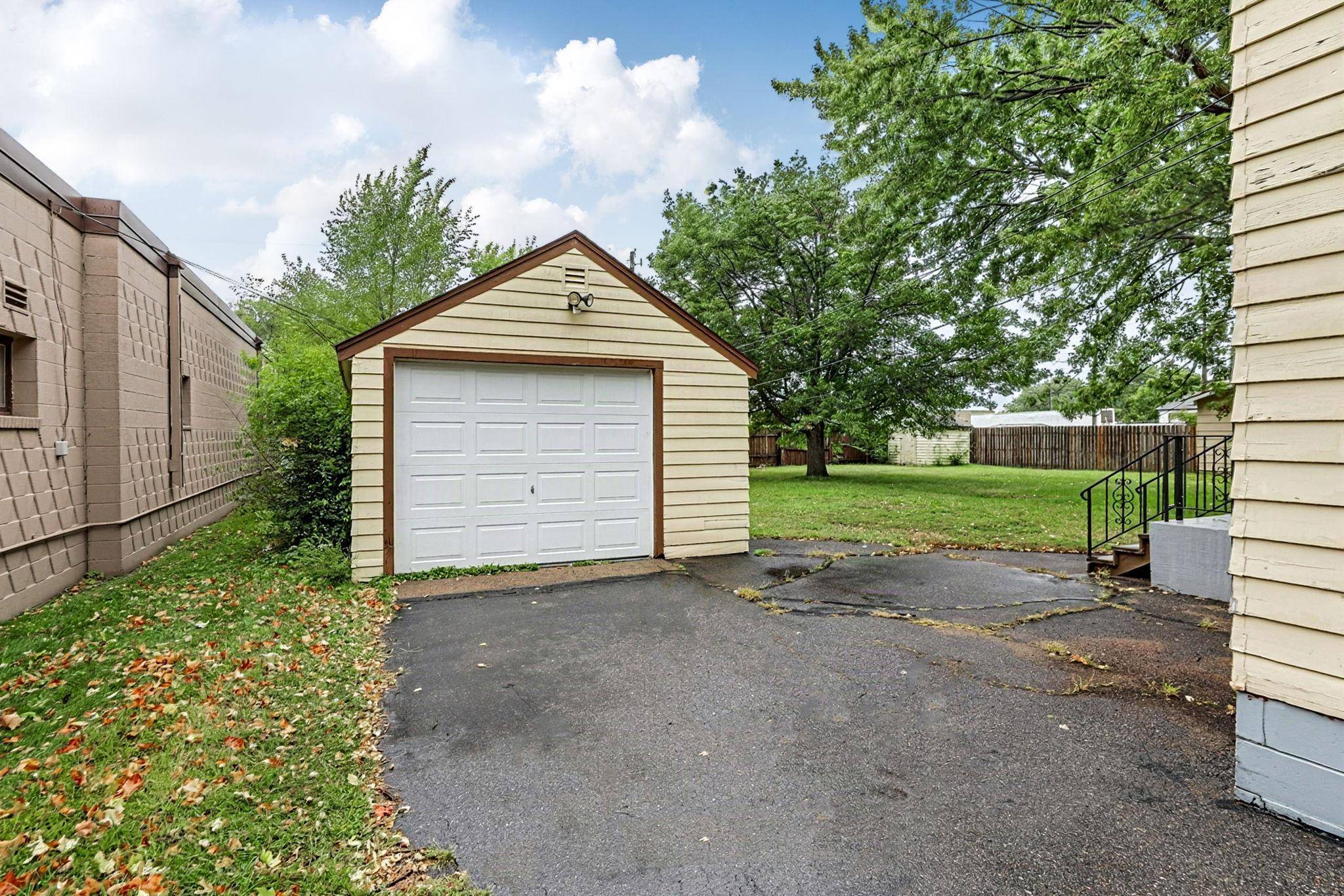 129 7th AVE NE, Saint Cloud, MN 56304