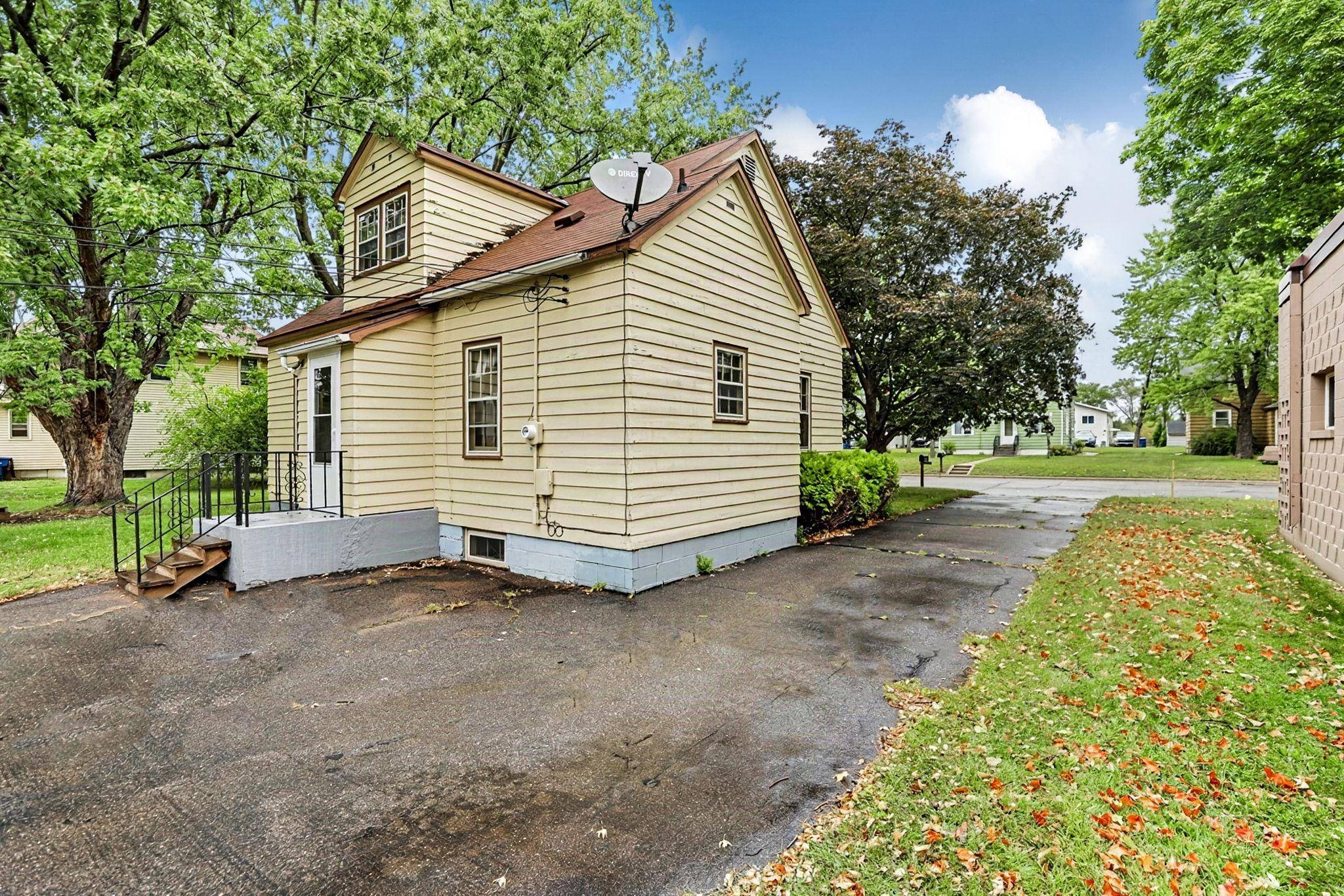 129 7th AVE NE, Saint Cloud, MN 56304