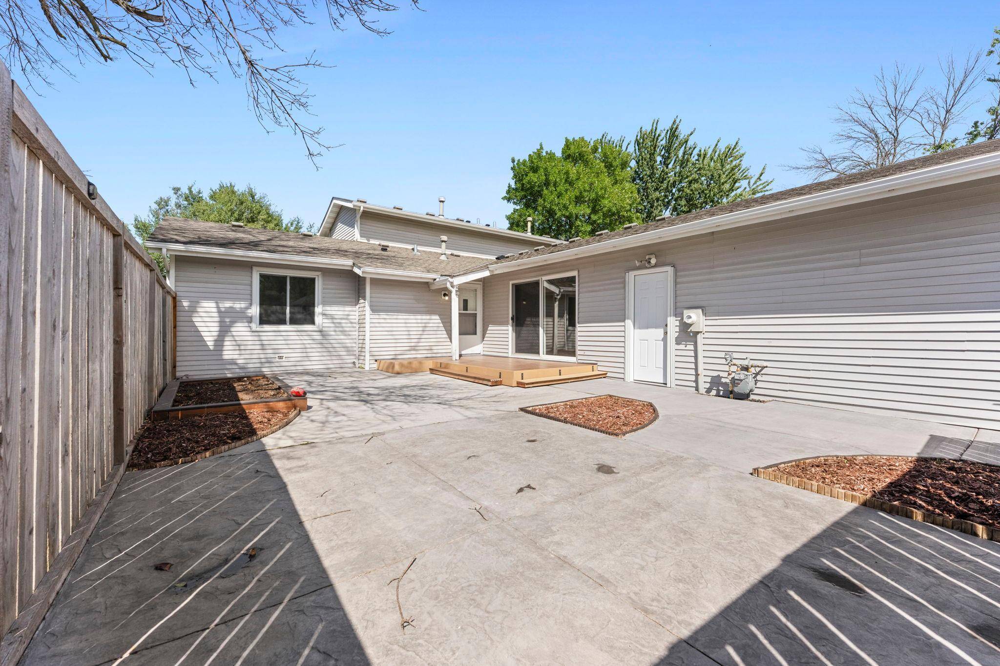 7782 Dunmore RD, Woodbury, MN 55125