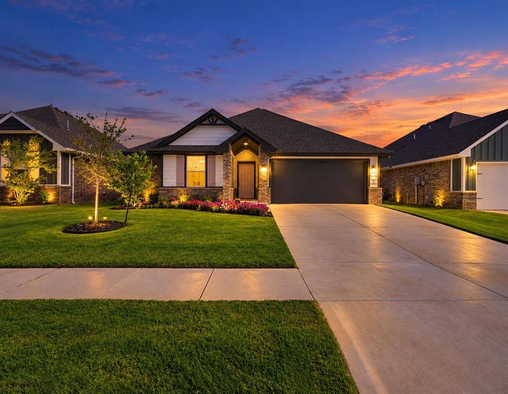 12309 SW 30th ST, Yukon, OK 73099