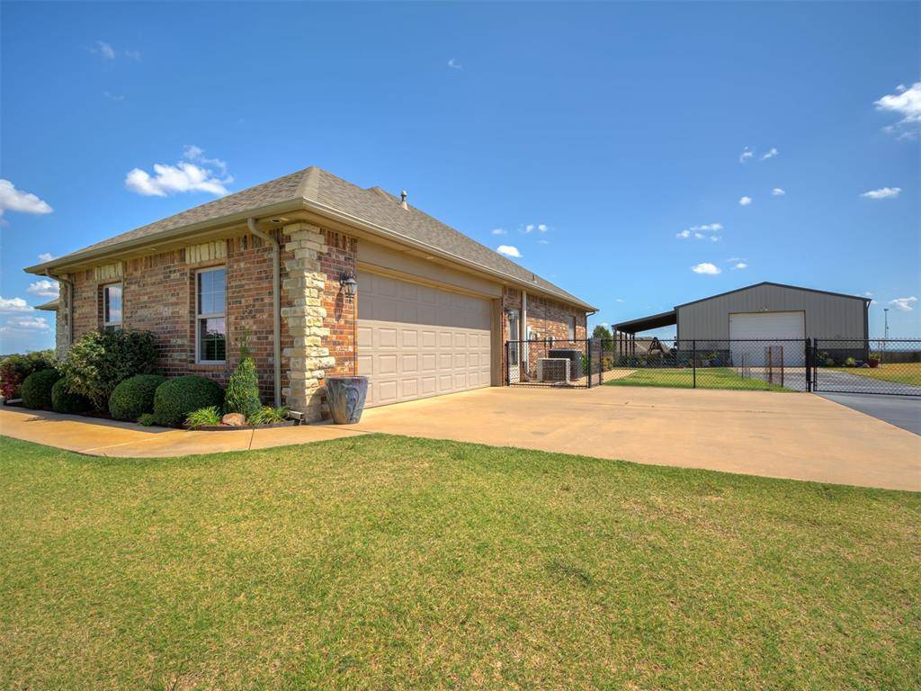 486 Summer Hill RD, Blanchard, OK 73010