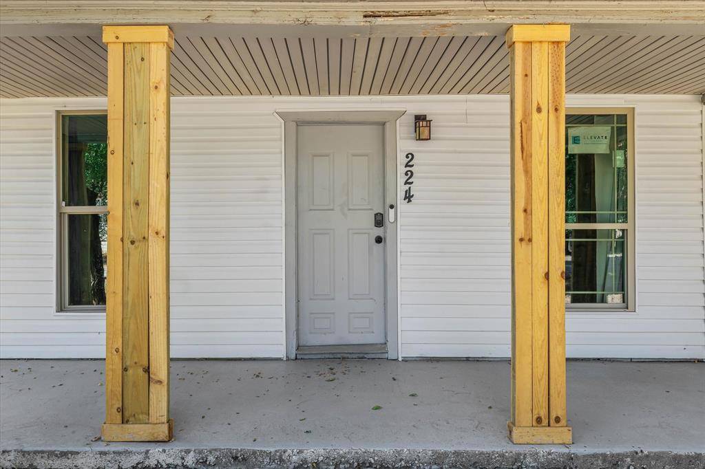 224 W 1st ST, Carnegie, OK 73015