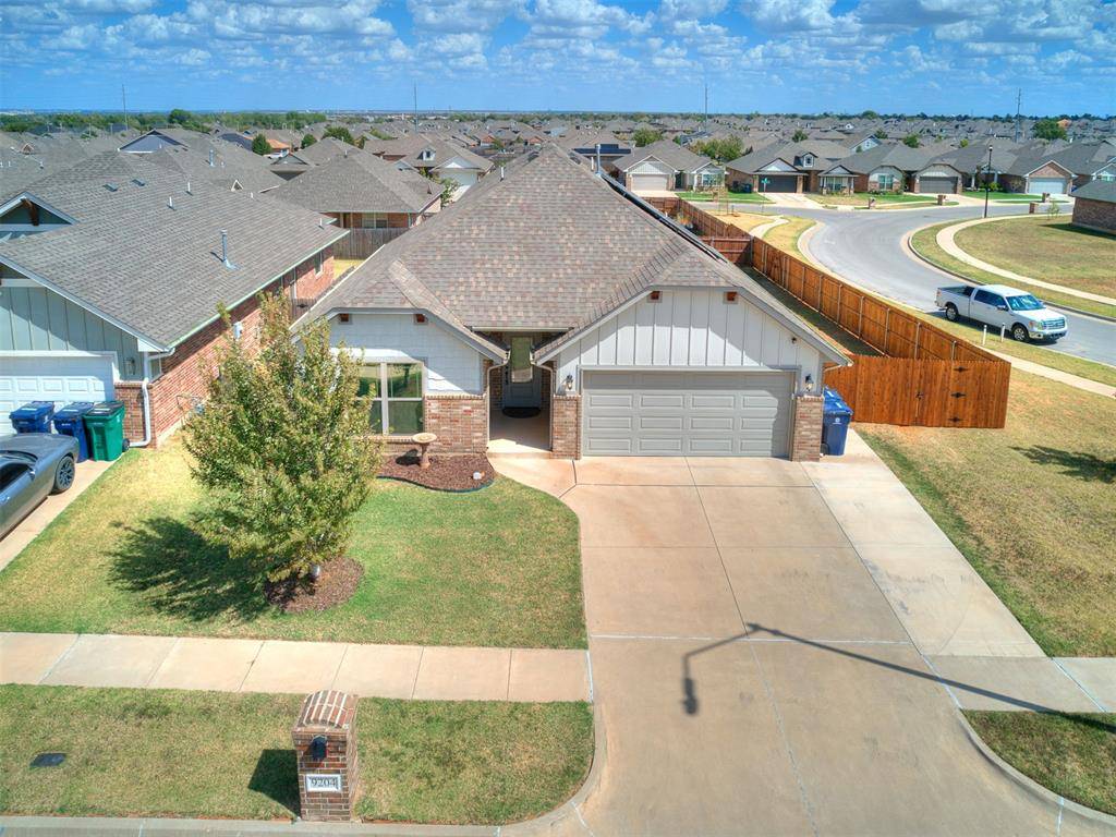 9204 Yassir BLVD, Yukon, OK 73099