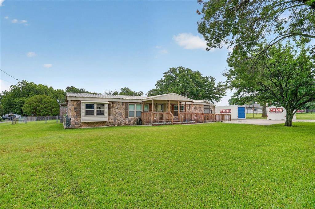 7757 Berry Road, Burleson, TX 76028