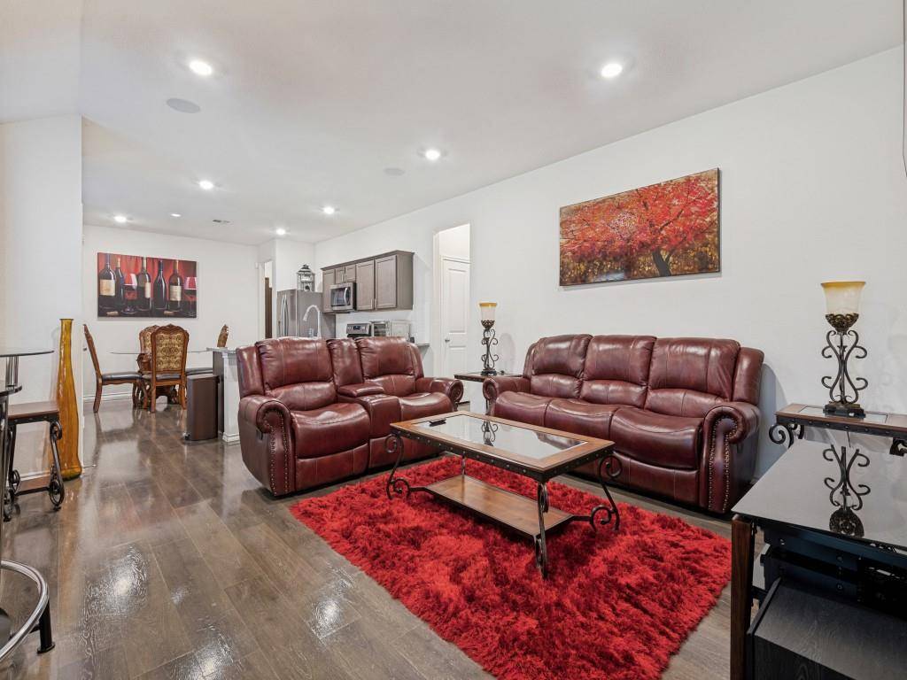 2246 Nightgrove Circle, Crandall, TX 75114