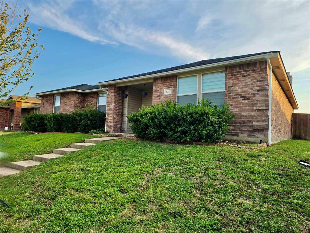 1217 Evergreen Street, Royse City, TX 75189