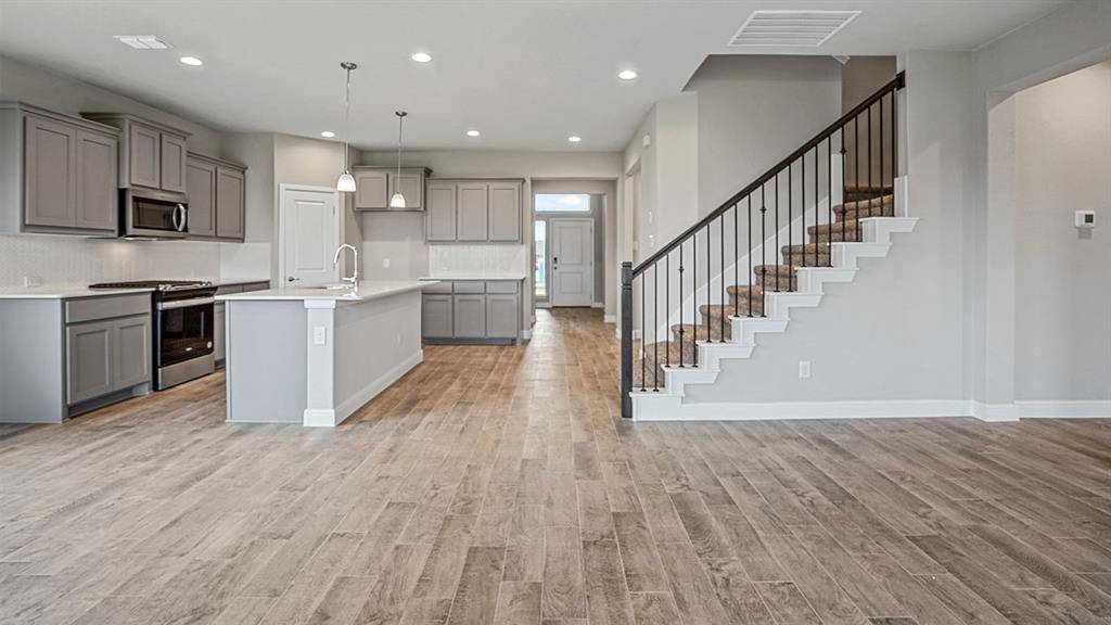 127 YUCCA Lane, Rhome, TX 76078