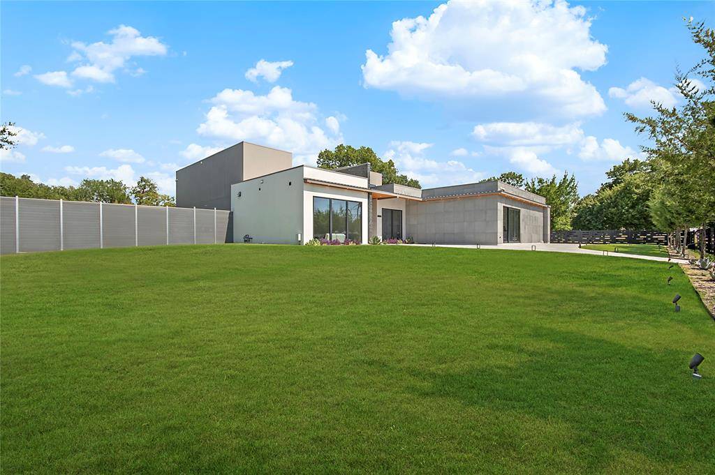 10230 Marsh Lane, Dallas, TX 75229