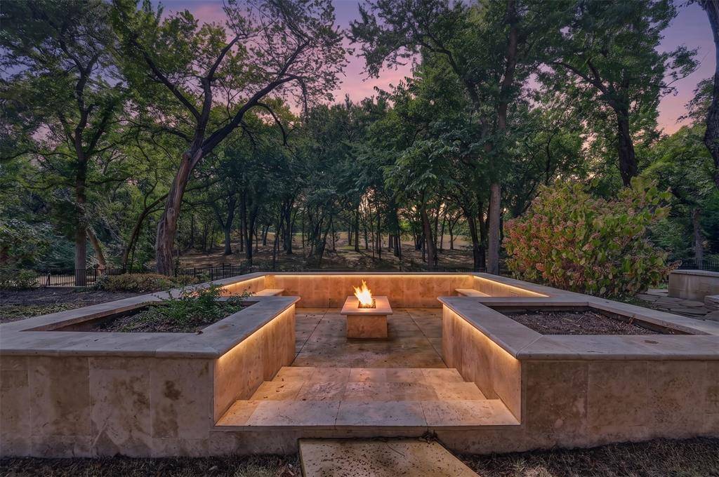 4505 Tour 18 Drive, Flower Mound, TX 75022