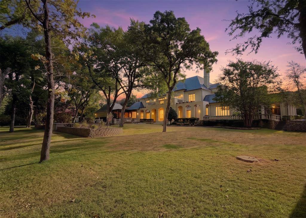 4505 Tour 18 Drive, Flower Mound, TX 75022