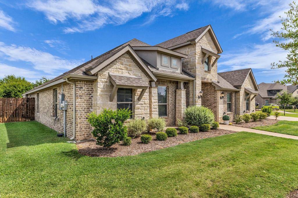 1317 Ridgeview Drive, Hewitt, TX 76643
