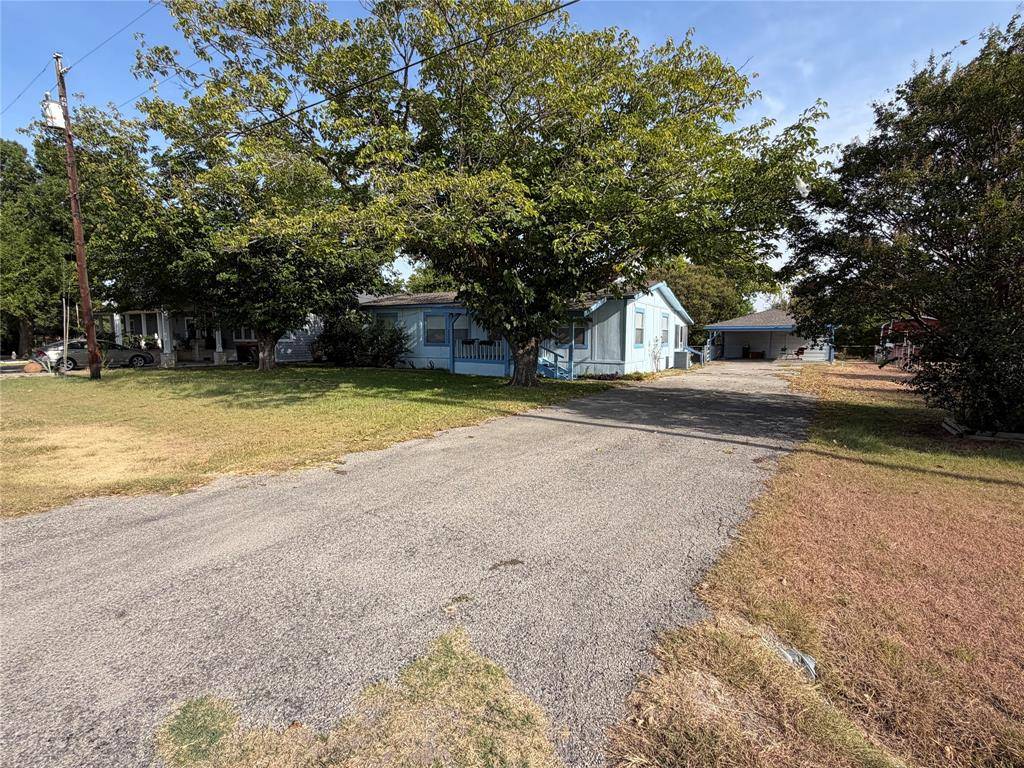 804 Preston Road, Red Oak, TX 75154