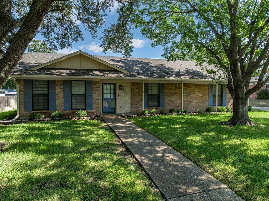 8565 Briargrove Drive, Woodway, TX 76712