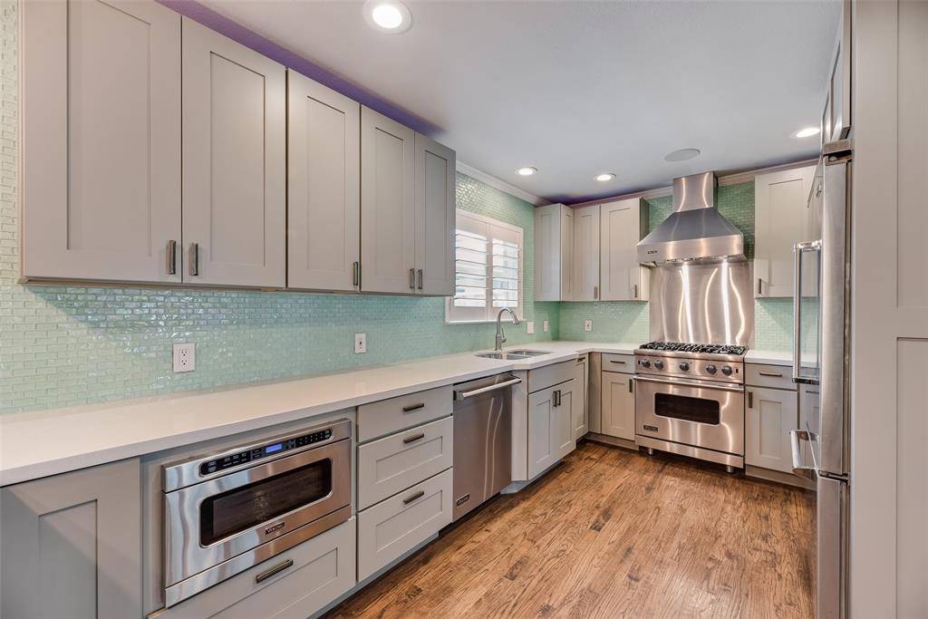 9911 Hurley Way, Dallas, TX 75220