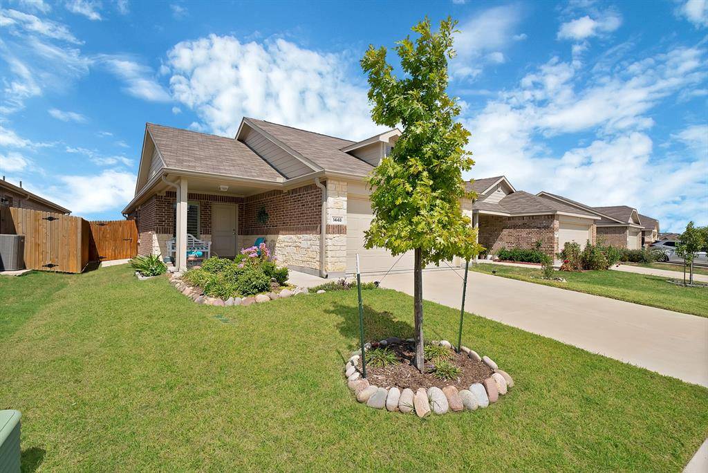 1448 Dovekie Drive, Forney, TX 75126