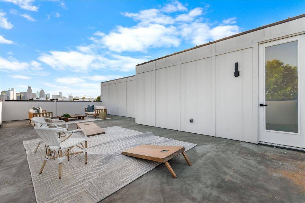 1507 Holly Avenue, Dallas, TX 75204