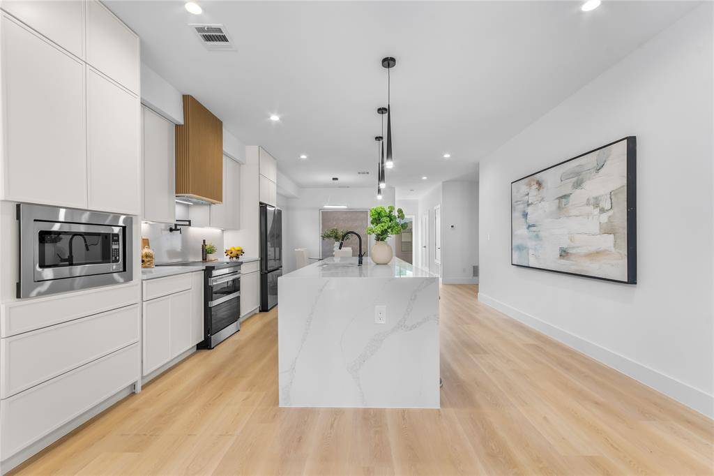 1507 Holly Avenue, Dallas, TX 75204