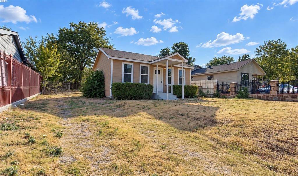 3019 NW 27th Street, Fort Worth, TX 76106