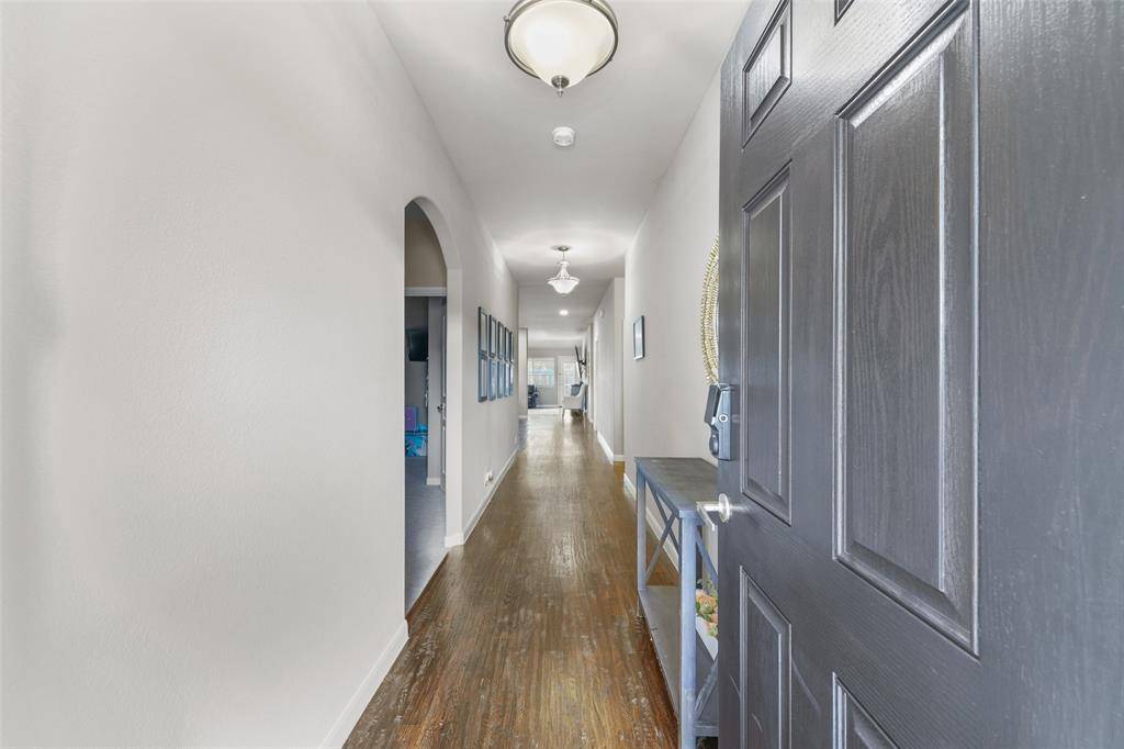 2017 Windsong Drive, Heartland, TX 75126