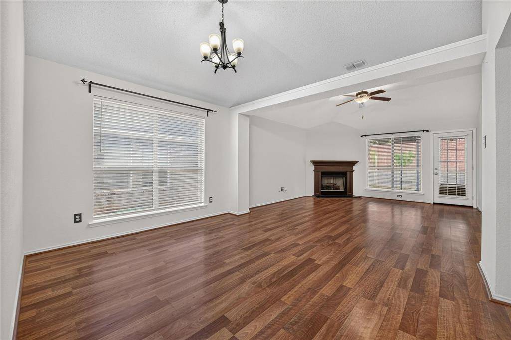 9929 Long Rifle Drive, Fort Worth, TX 76108