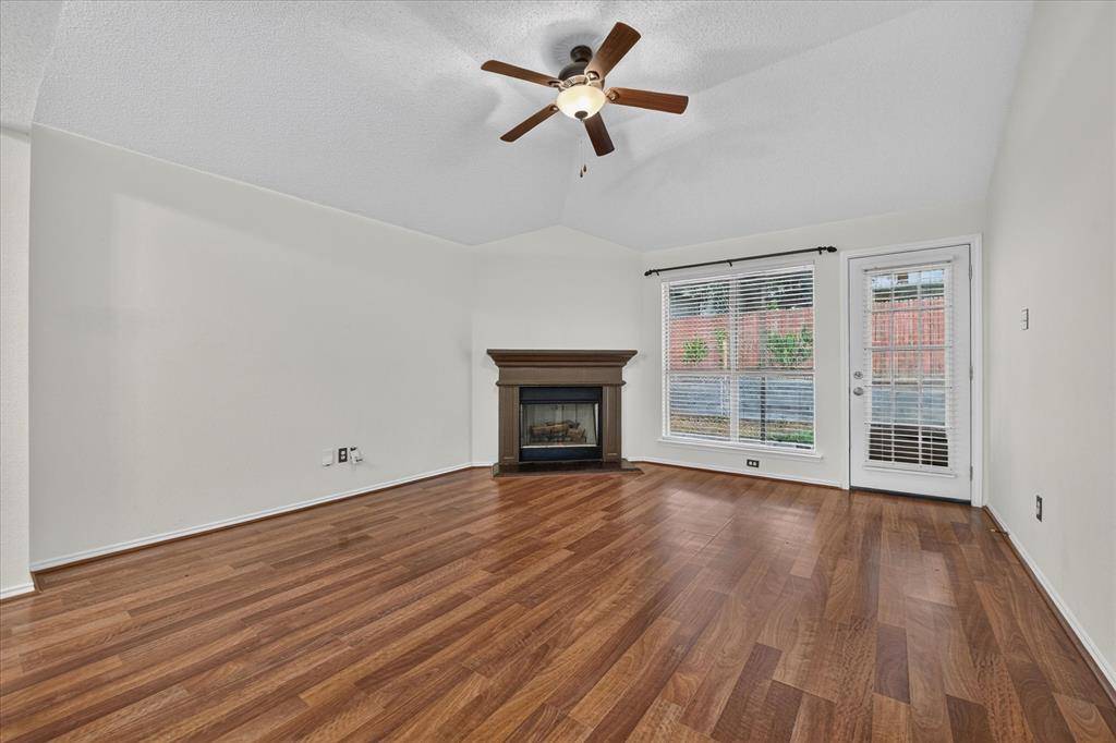 9929 Long Rifle Drive, Fort Worth, TX 76108