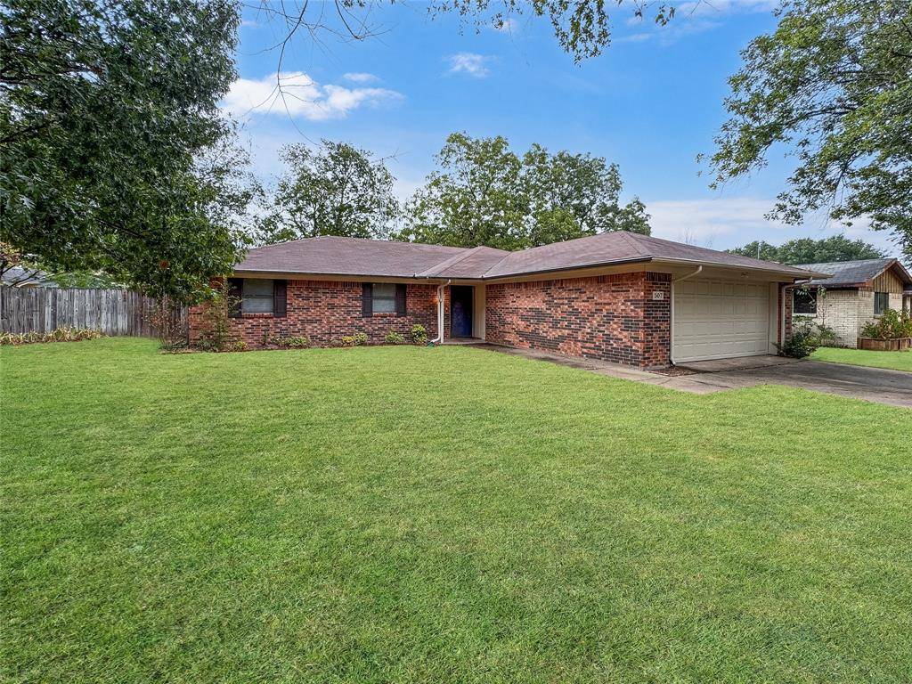 507 Quail Run Street, Greenville, TX 75402