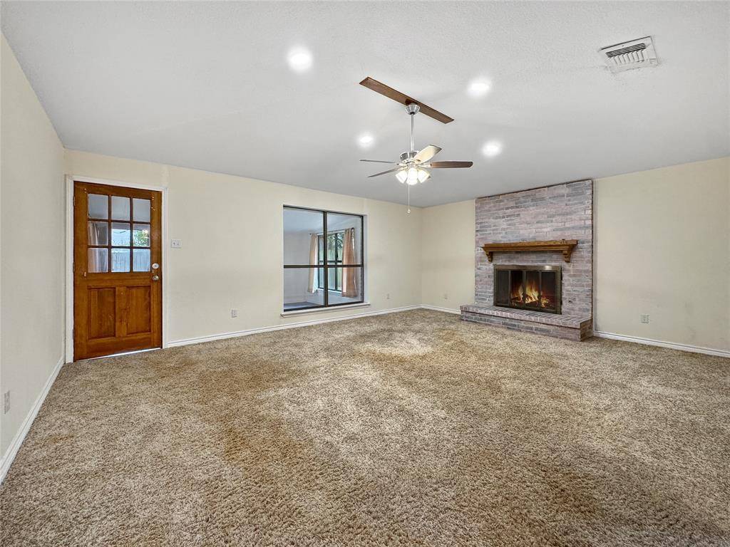 507 Quail Run Street, Greenville, TX 75402